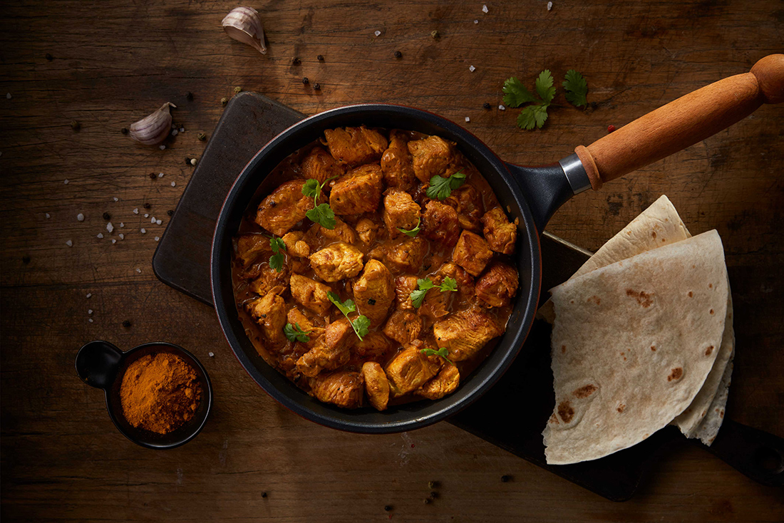 Indyk w sosie curry – przepis Gai Kuroń